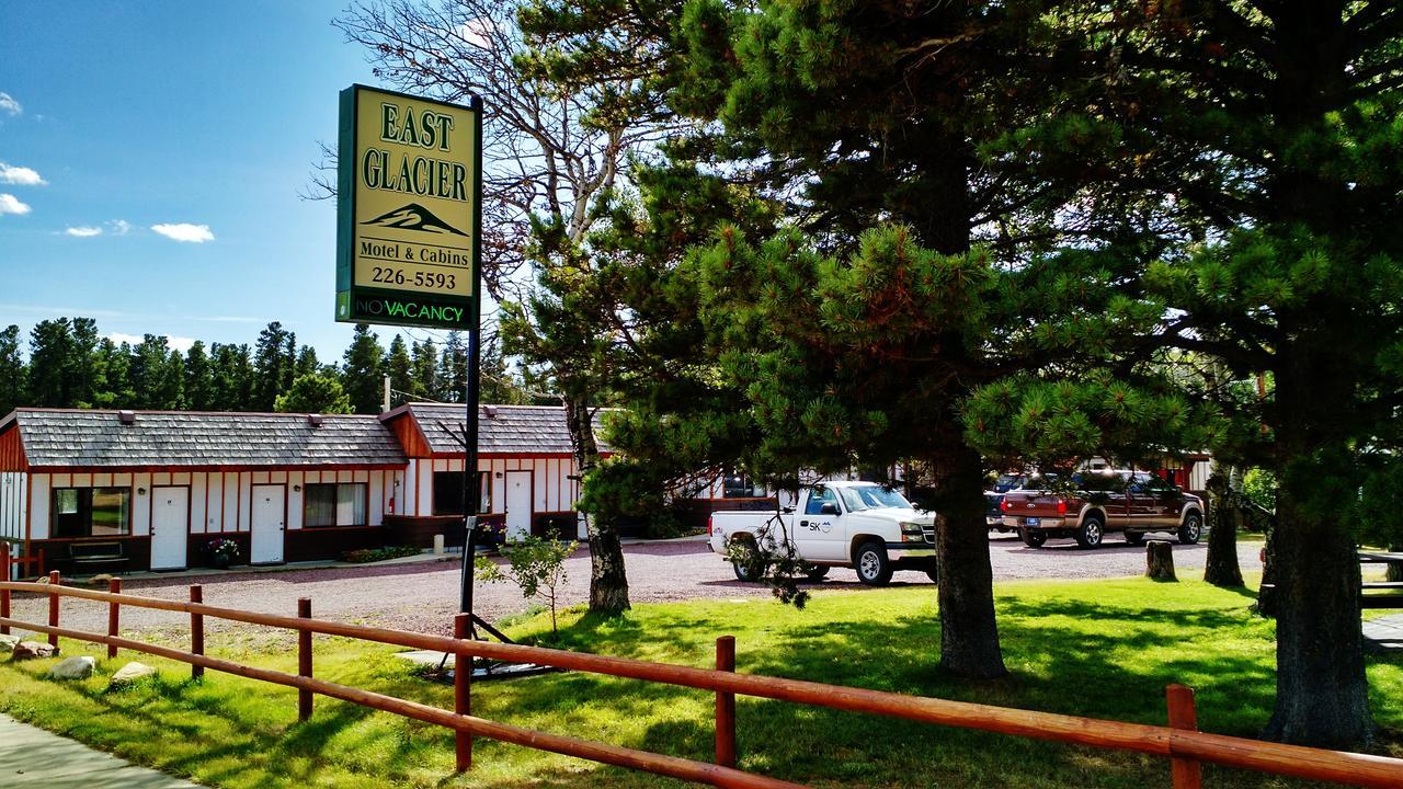 East Glacier Motel & CabinsEast Glacier Park Village エクステリア 写真